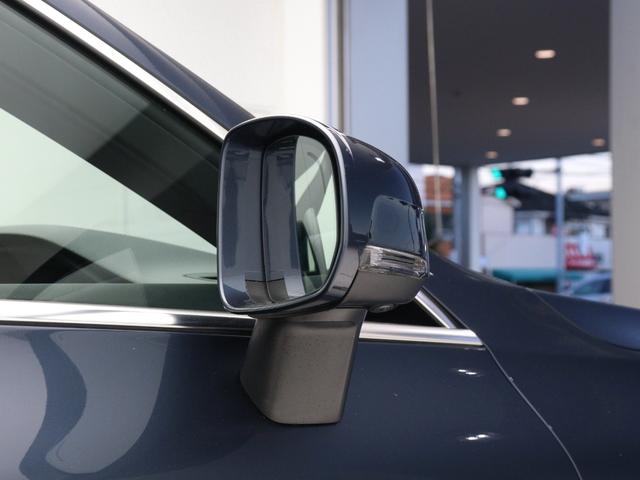 XC60 アルティメット B5 AWD サンルーフ 2023モデル Google搭載 48V 濃茶革 harman/kardon クリスタルシフトノブ リニアライムウッドパネル 前後シートヒーター ステアリングヒーター リラクゼーション機能(26枚目)