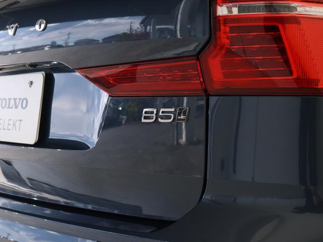 XC60 アルティメット B5 AWD サンルーフ 2023モデル Google搭載 48V 濃茶革 harman/kardon クリスタルシフトノブ リニアライムウッドパネル 前後シートヒーター ステアリングヒーター リラクゼーション機能(31枚目)