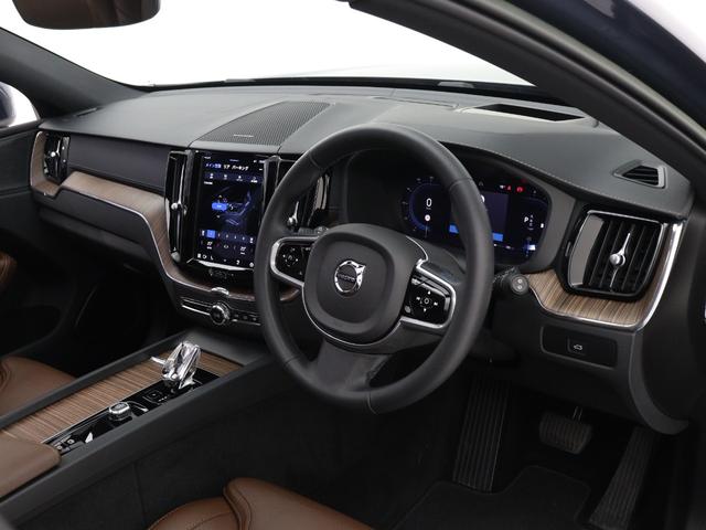 XC60 アルティメット B5 AWD サンルーフ 2023モデル Google搭載 48V 濃茶革 harman/kardon クリスタルシフトノブ リニアライムウッドパネル 前後シートヒーター ステアリングヒーター リラクゼーション機能(35枚目)