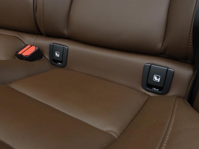 XC60 アルティメット B5 AWD サンルーフ 2023モデル Google搭載 48V 濃茶革 harman/kardon クリスタルシフトノブ リニアライムウッドパネル 前後シートヒーター ステアリングヒーター リラクゼーション機能(38枚目)