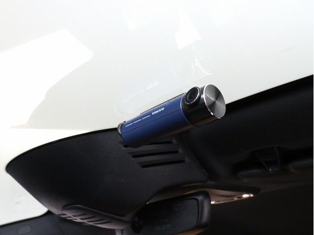 XC60 B5 AWD インスクリプション B&Wプレミアムサウンド エアサス 2021年モデル 48V 茶革 クリスタルシフトノブ リニアライムウッドパネル 前後シートヒーター ステアリングヒーター リラクゼーション機能 ベンチレーション機能(32枚目)