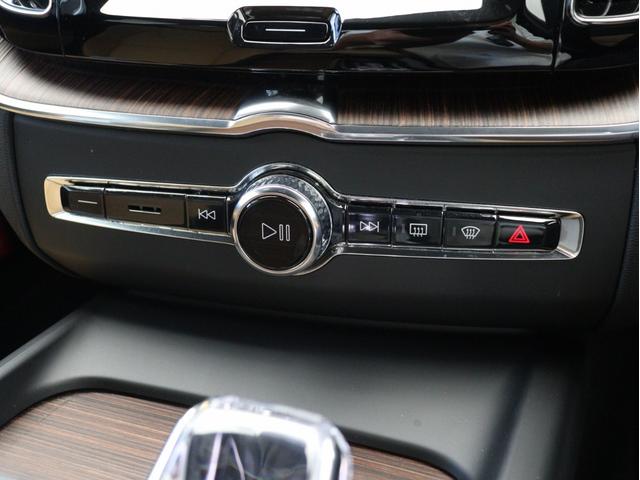 XC60 B5 AWD インスクリプション B&Wプレミアムサウンド エアサス 2021年モデル 48V 茶革 クリスタルシフトノブ リニアライムウッドパネル 前後シートヒーター ステアリングヒーター リラクゼーション機能 ベンチレーション機能(49枚目)