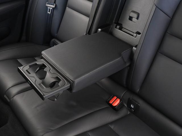 V60 アルティメット B4 Google搭載 ドラレコ 48V harman/kardon クリスタルシフトノブ ドリフトウッドパネル 前後シートヒーター ステアリングホイールヒーター リラクゼーション機能 ベンチレーション機能(39枚目)
