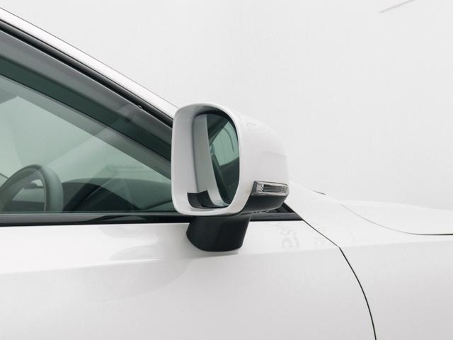 V90 クロスカントリー D4 AWD プロ ドラレコ harman/kardon 前後シートヒーター ステアリングホイールヒーター シートエアコン パワーテールゲート ブラックウォールナットウッドパネル ステアリングホイールヒーター 19AW(23枚目)