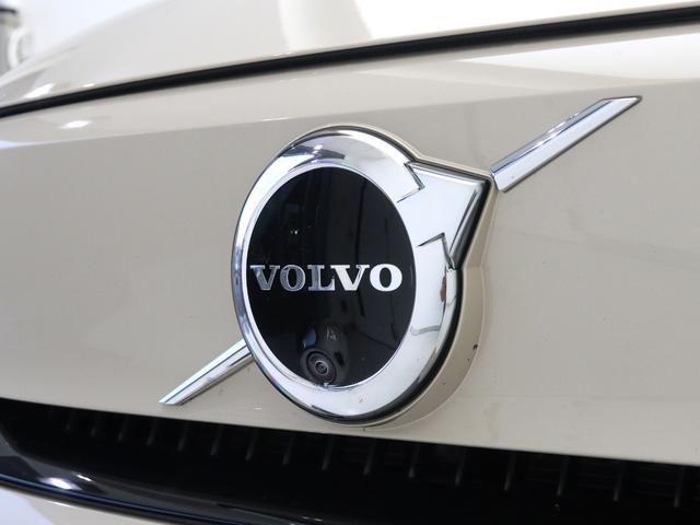 C40リチャージ リチャージ アルティメットツインモーター 電気自動車 パノラマルーフ ピクセルLED Google搭載 純正360°ドラレコ harman/kardon テイラードウールブレンドシート 前後シートヒーター ステアリングヒーター 20インチAW(27枚目)