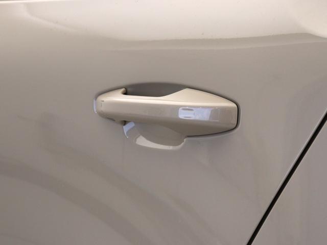 C40リチャージ リチャージ アルティメットツインモーター 電気自動車 パノラマルーフ ピクセルLED Google搭載 純正360°ドラレコ harman/kardon テイラードウールブレンドシート 前後シートヒーター ステアリングヒーター 20インチAW(30枚目)