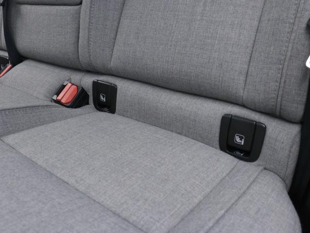 C40リチャージ リチャージ アルティメットツインモーター 電気自動車 パノラマルーフ ピクセルLED Google搭載 純正360°ドラレコ harman/kardon テイラードウールブレンドシート 前後シートヒーター ステアリングヒーター 20インチAW(44枚目)