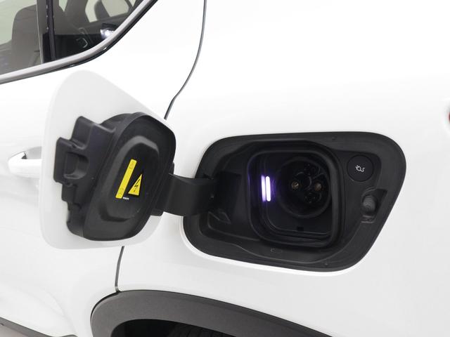 C40リチャージ リチャージ アルティメットシングルモーター 電気自動車 パノラマルーフ ピクセルLED Google搭載 ドラレコ harman/kardon 前後シートヒーター ステアリングヒーター 20AW パワーテールゲート ワイヤレススマホチャージ(8枚目)