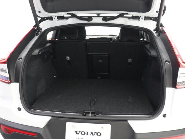 C40リチャージ リチャージ アルティメットシングルモーター 電気自動車 パノラマルーフ ピクセルLED Google搭載 ドラレコ harman/kardon 前後シートヒーター ステアリングヒーター 20AW パワーテールゲート ワイヤレススマホチャージ(13枚目)