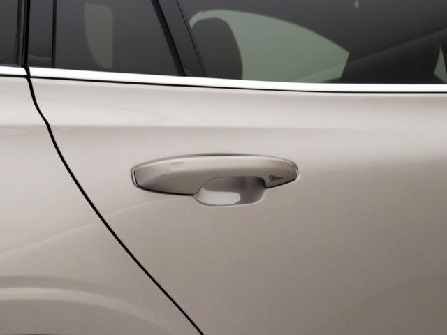 Ｖ６０ Ｔ５　インスクリプション　サンルーフ　プラスＰＫＧ　茶革　１９インチダイヤモンドカットＡＷ　前後シートヒーター　ステアリングホイールヒーター　テイラードダッシュボード　リラクゼーション機能　ベンチレーション機能　３６０°カメラ（26枚目）