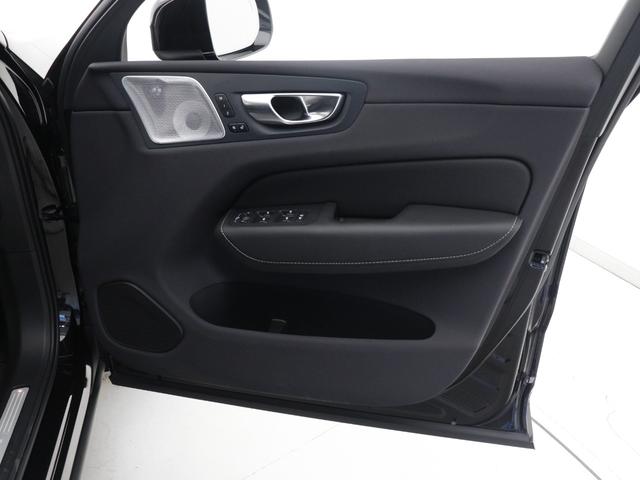 �^�]�ȃh�A�̑S�i�ł��B�L���r�����ʂ邷�ׂĂ̂��̂ɁA�@�\���`�ɂ�����������������Ă��܂��B