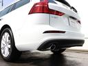 簡潔なラインと明確な意図をもって形作られたV60の外観は、伝統的なスカンジナビアン・デザインそのものです。躍動感に溢れ優雅な雰囲気を持ち、細部に至るまで気を配られたその姿には確かな自信が映し出されます