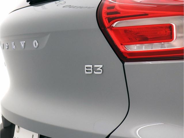 ＸＣ４０ プラス　Ｂ３　２０２４年モデル　４８Ｖ　Ｇｏｏｇｌｅ搭載　クライメートＰＫＧ　ヴェイパーグレーメタリック　前後純正ドラレコ　ダークティンテッドガラス　前後シートヒーター　ステアリングヒーター　パワーテールゲート（29枚目）