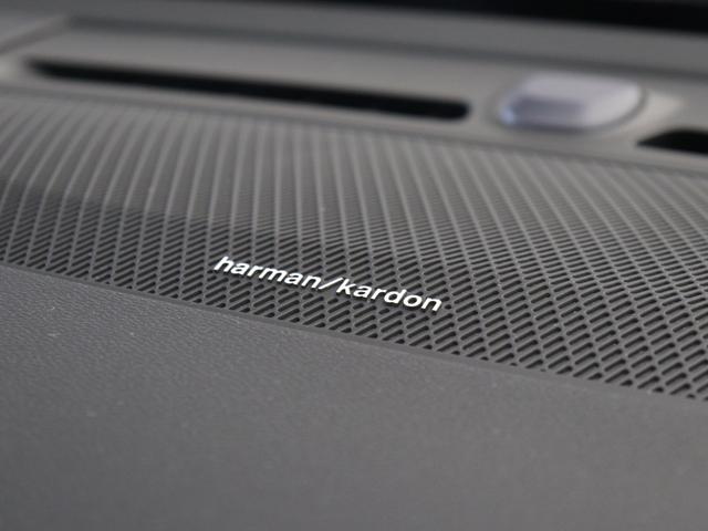 リチャージ　ＰＨＶ　Ｔ５　インスクリプション　ＰＨＥＶ　電動パノラマサンルーフ　Ｔ５エンジン搭載　前後純正ドラレコ　ｈａｒｍａｎ／ｋａｒｄｏｎプレミアムサウンド　ワイヤレススマホチャージ　前後シートヒーター　ステアリングホイールヒーター　１９ＡＷ(37枚目)