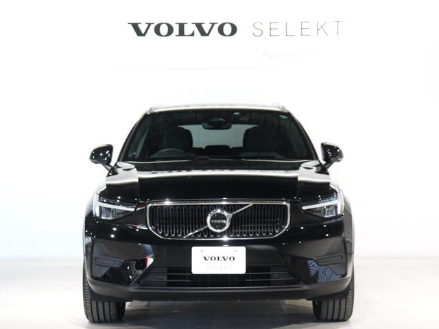 ボルボ XC40 プラス プロ B4 AWD 2023年モデル ボルボ XC40 プラス プロ B4 AWD 2023年モデル
