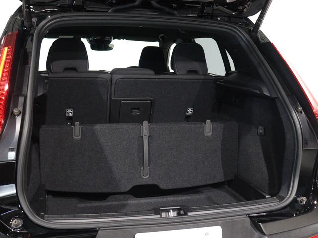 ボルボ XC40 プラス プロ B4 AWD 2023年モデル ボルボ XC40 プラス プロ B4 AWD 2023年モデル