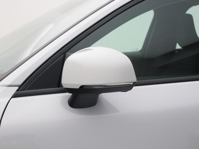 XC40 B4 AWD モメンタム クライメート&パワーシート&バーサティリティPKG 2021年モデル 前後純正ドラレコ 48V フロント8ウェイパワーシート シートヒーター ステアリングヒーター パワーテールゲート 360°カメラ(22枚目)