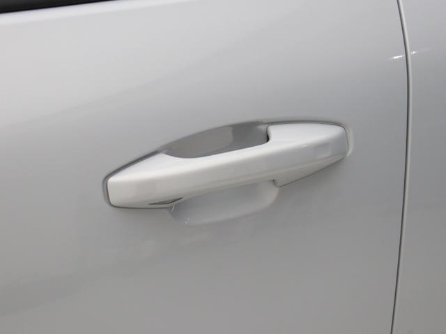 XC40 B4 AWD モメンタム クライメート&パワーシート&バーサティリティPKG 2021年モデル 前後純正ドラレコ 48V フロント8ウェイパワーシート シートヒーター ステアリングヒーター パワーテールゲート 360°カメラ(23枚目)