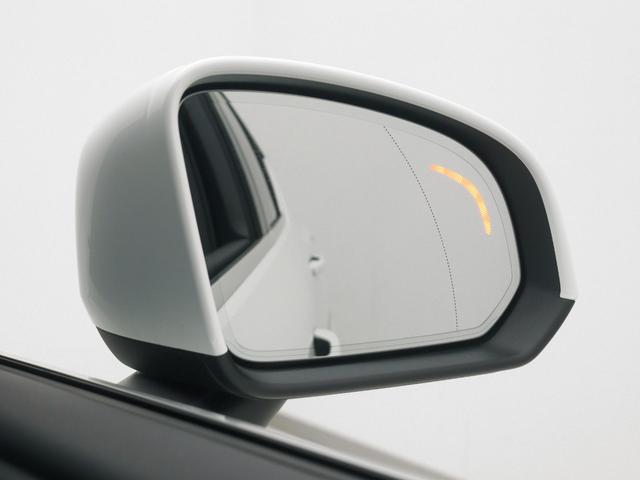 XC40 B4 AWD インスクリプション サンルーフ ドラレコ 48V harman/kardon 白革 前後シートヒーター ステアリングヒーター パワーテールゲート 360°カメラ クリスタルシフトノブ ドリフトウッドパネル 19インチAW(53枚目)