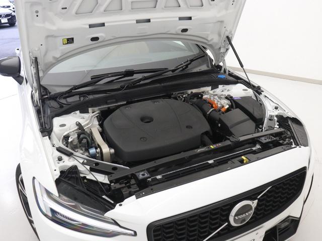 S60 リチャジアルティメットT6AWDプラグインハイブリド PHEV サンルーフ 社用車 Google搭載 ドラレコ 茶革 harman/kardon 前後シートヒーター ステアリングヒーター リラクゼーション機能 クリスタルシフトノブ 19インチAW(22枚目)