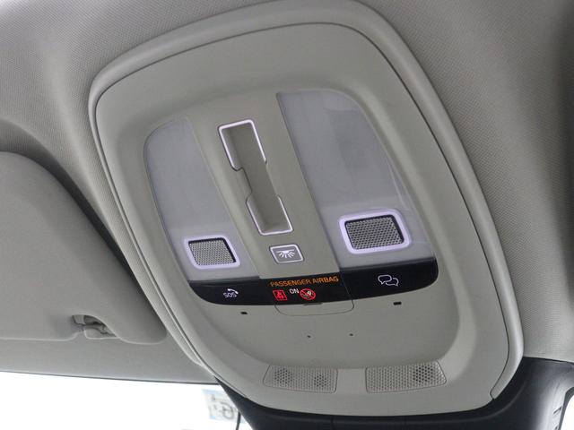 S60 リチャジアルティメットT6AWDプラグインハイブリド PHEV サンルーフ 社用車 Google搭載 ドラレコ 白革 harman/kardon 前後シートヒーター ステアリングヒーター リラクゼーション機能 クリスタルシフトノブ 19インチAW(42枚目)