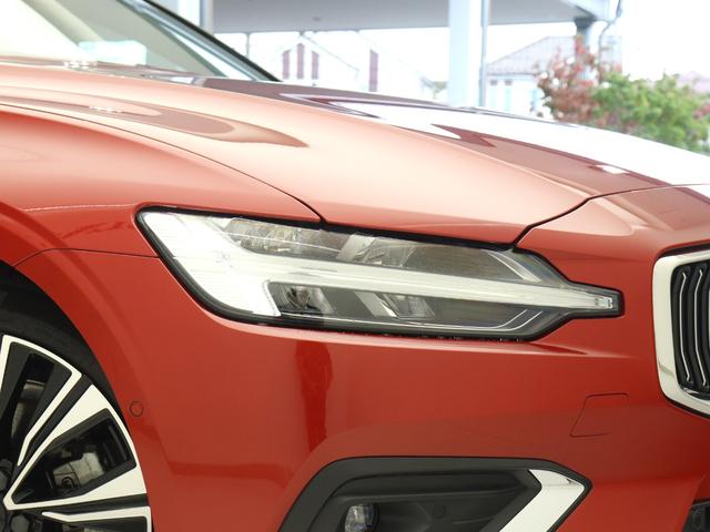 V60 アルティメット B4 社用車 Google搭載 ドラレコ 48V harman/kardon 前後シートヒーター ステアリングヒーター リラクゼーション機能 ベンチレーション機能 クリスタルシフトノブ ドリフトウッドパネル(24枚目)