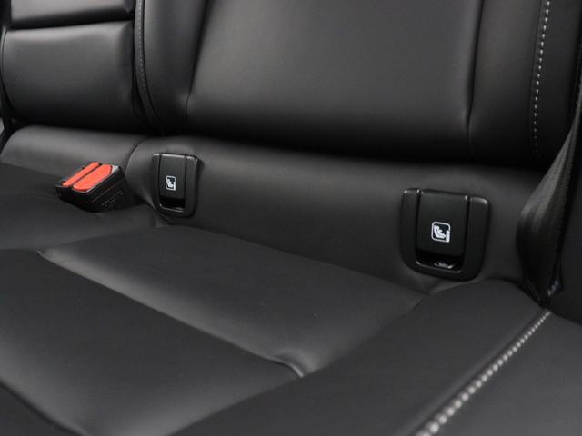 V60 アルティメット B4 社用車 Google搭載 ドラレコ 48V harman/kardon 前後シートヒーター ステアリングヒーター リラクゼーション機能 ベンチレーション機能 クリスタルシフトノブ ドリフトウッドパネル(40枚目)