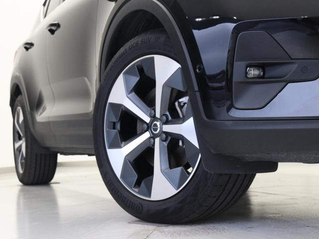 XC40 アルティメット B4 AWD 2023年モデル Google ドラレコ 48V harman/kardon クリスタルシフトノブ ドリフトウッドパネル 前後シートヒーター ステアリングヒーター パワーテールゲート 360°カメラ(7枚目)