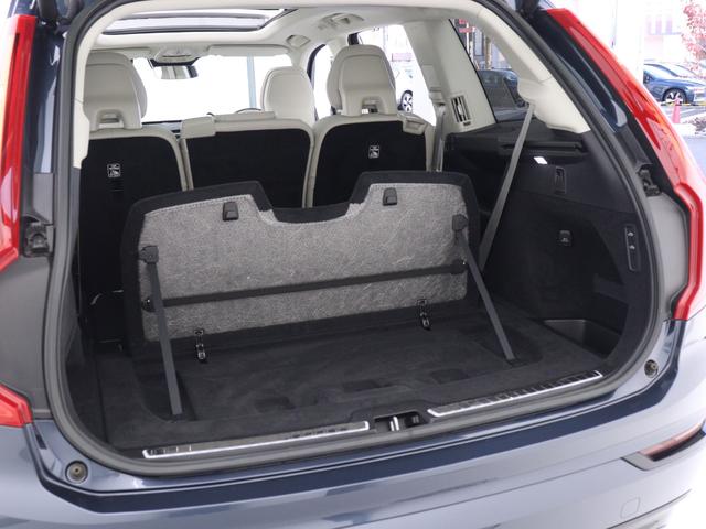 XC90 リチャージアルテメットT8AWDプラグインハイブリド PHEV サンルーフ エアサス 2023年モデル 3列7人乗り Google搭載 ドラレコ harman/kardon 白革 グレーアッシュウッドパネル クリスタルシフトノブ 前後シートヒーター(36枚目)