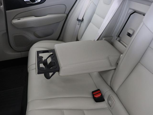 V60 アルティメット B4 2023年モデル Google搭載 ドラレコ 48V 18AW デニムブルー メタリック harman/kardon クリスタルシフトノブ ドリフトウッドパネル ベンチレーション リラクゼーション機能(38枚目)