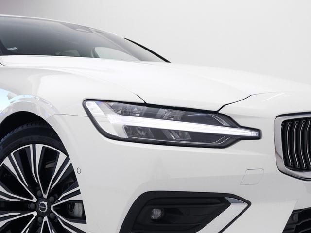 V60 アルティメット B4 Google搭載 ドラレコ 48V harman/kardon クリスタルシフトノブ ドリフトウッドパネル 前後シートヒーター リラクゼーション機能 ステアリングホイールヒーター 18インチAW(24枚目)