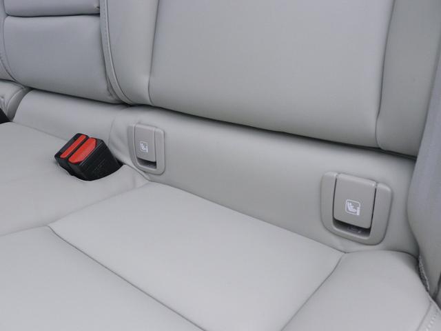 V60 アルティメット B4 Google搭載 ドラレコ 48V harman/kardon クリスタルシフトノブ ドリフトウッドパネル 前後シートヒーター リラクゼーション機能 ステアリングホイールヒーター 18インチAW(40枚目)