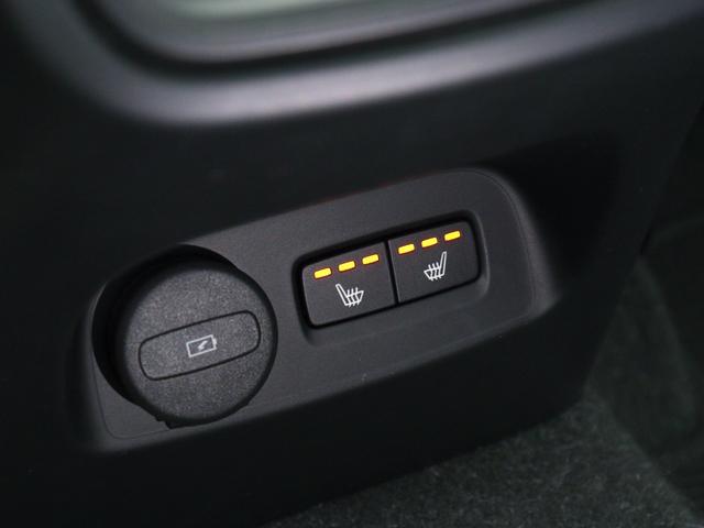 XC40 アルティメット B4 AWD ダークエディション サンルーフ ピクセルLED 特別仕様車 Google搭載 ドラレコ 48V harman/kardon 前後シートヒーター ステアリングヒーター パワーテールゲート 360°カメラ 19インチAW(14枚目)