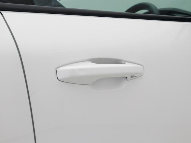 XC40 アルティメット B4 AWD ダークエディション サンルーフ ピクセルLED 特別仕様車 Google搭載 ドラレコ 48V harman/kardon 前後シートヒーター ステアリングヒーター パワーテールゲート 360°カメラ 19インチAW(27枚目)