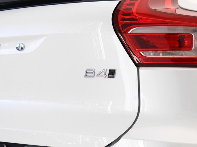 XC40 アルティメット B4 AWD ダークエディション サンルーフ ピクセルLED 特別仕様車 Google搭載 ドラレコ 48V harman/kardon 前後シートヒーター ステアリングヒーター パワーテールゲート 360°カメラ 19インチAW(30枚目)