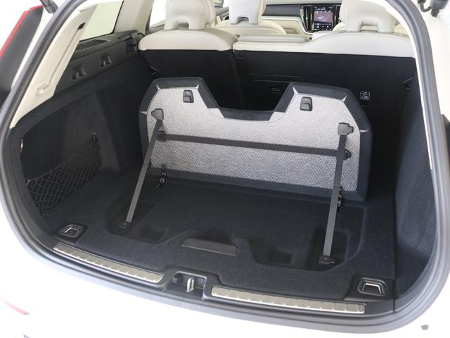 ���Q�b�W���[���ɂ́A�p�[�e�[�V�����𑕔����Ă��܂��B����ɂ��A�ו��̋�ʂ����łȂ��A���ʂ̉ו����ڂ���Ƃ��ɂ��ו��ւ̏Ռ����ŏ����ɗ}���邱�Ƃ��ł��܂��B