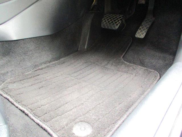 ポロ TSIハイライン 激突軽減ブレーキ・純正ナビBluetooth対応・ハーフレザーシートヒーター・Bカメラ・ETC・クルコン・LEDライト・ETC2.0・キーレス・禁煙・アルミホイール・記録簿パドルシフトTVドラレコ前後(18枚目)