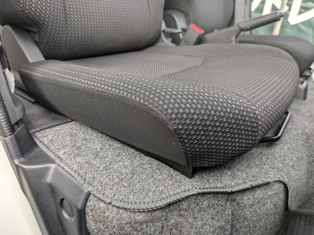 ピクシスバン クルーズターボ　ＳＡＩＩＩ　衝突軽減ブレ－キ／走行２０４００ＫＭ／ル－フパッキングネット／Ｂｌｕｅｔｏｏｔｈ／前後誤発進抑制／オ－トハイビ－ム／ドライブレコ－ダ－前後／アイドリングストップ／オートライト／ＬＥＤヘッドライト（40枚目）