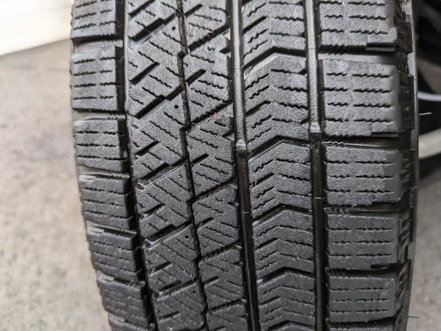 エブリイ PA 禁煙車/集中ロック/DAYTNA’Sブラック14インチホイ-ル/Bluetooth/スマホ連携ディズプレイオ-ディオ/バックカメラ/LEDヘッドライト/オ-トライト/フラット荷室/点検記録簿(25枚目)