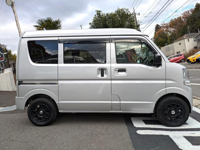 エブリイ PA 禁煙車/集中ロック/DAYTNA’Sブラック14インチホイ-ル/Bluetooth/スマホ連携ディズプレイオ-ディオ/バックカメラ/LEDヘッドライト/オ-トライト/フラット荷室/点検記録簿(28枚目)