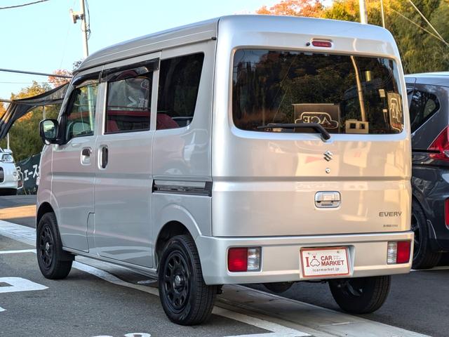 エブリイ PA 禁煙車/集中ロック/DAYTNA’Sブラック14インチホイ-ル/Bluetooth/スマホ連携ディズプレイオ-ディオ/バックカメラ/LEDヘッドライト/オ-トライト/フラット荷室/点検記録簿(29枚目)