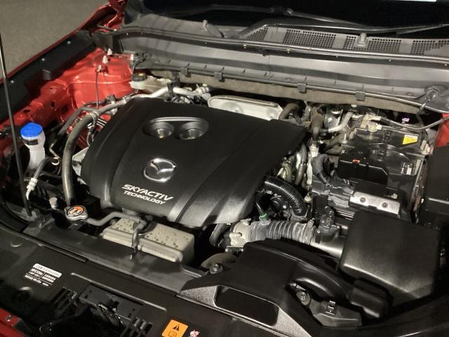 ＣＸ－５ ２．０　２０Ｓ　２ＷＤ　ＣＤ／ＤＶＤ＋地デジ　３６０℃ビューモニター　衝突軽減システム　ＬＥＤライト　ナビ＆ＴＶ　オートエアコン　ミュージックプレイヤー接続可　盗難防止装置　ＤＶＤ再生　ＡＢＳ　キーレス　Ｉ－ＳＴＯＰ（30枚目）