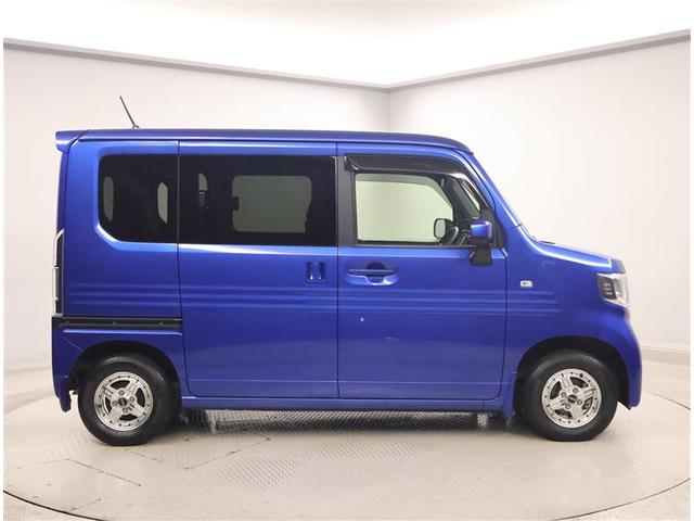 Ｎ－ＶＡＮ＋スタイル クール・ターボホンダセンシング　クルコン　Ｉストップ　パワーウィンドウ　キーレスエントリー　助手席エアバッグ　衝突被害軽減ブレーキ　スマキ－　パワーステアリング　フルオートエアコン　ＥＴＣ　ドライブレコーダー　ＡＢＳ　ＤＶＤ（4枚目）