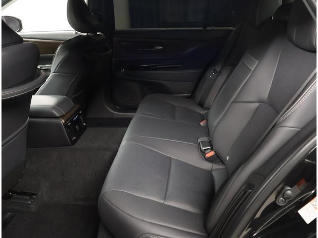 クラウン Z レザーシート 寒冷地仕様 LEDヘッドライト 地デジTV ABS AC100V パワーシート バックモニター スマートキー ETC ドライブレコーダー アルミホイール エアコン 盗難防止装置 キーレス(23枚目)