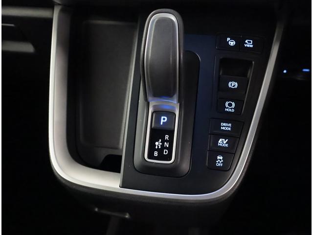 ヴォクシー ハイブリッドＳ－Ｚ　パワーウィンドウ　ＤＶＤ再生機能　インテリキー　横滑防止装置　地デジＴＶ　アクティブクルーズコントロール　フルオートエアコン　リアカメラ　エアバッグ　ＡＢＳ　１００Ｖ充電　ナビＴＶ　ＷＡＣ　キーレス（13枚目）