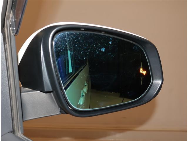 ヴォクシー ハイブリッドＳ－Ｚ　パワーウィンドウ　ＤＶＤ再生機能　インテリキー　横滑防止装置　地デジＴＶ　アクティブクルーズコントロール　フルオートエアコン　リアカメラ　エアバッグ　ＡＢＳ　１００Ｖ充電　ナビＴＶ　ＷＡＣ　キーレス（15枚目）