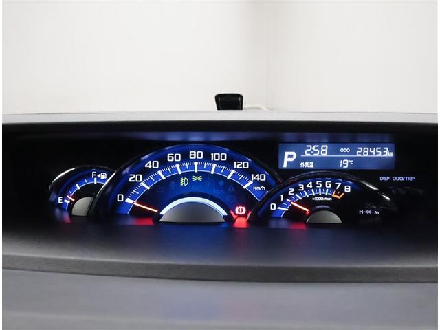 タント カスタムＲＳ　ＳＡ　Ｒカメラ　アルミ　地デジＴＶ　ナビＴＶ　横滑り防止装置　ＬＥＤヘッドライト　記録簿　キーレス　盗難防止装置　ミュージックプレイヤー接続可　ベンチシート　ＥＴＣ　パワーウィンドウ　４ＷＤ　オートエアコン（7枚目）