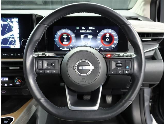 オーラ Ｇ　レザーエディション　追突防止　地デジ　ミュージックプレイヤー接続可　横滑り防止　クルコン　本革　ＬＥＤ　盗難防止　記録簿　バックモニター　ＥＴＣ　インテリジェントキー　メモリーナビゲーション　ＡＷ　キーレスエントリー（6枚目）