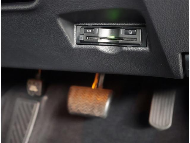 プリウス Ａツーリングセレクション　スマキー　イモビライザー　バックモニター　クルコン　記録簿有　ＬＥＤヘッドライト　ＤＶＤ視聴可　ＥＴＣ　ナビＴＶ　メモリーナビゲーション　横滑り防止機能　キーフリ　アルミ　ＡＡＣ　ＡＢＳ　パワステ（16枚目）