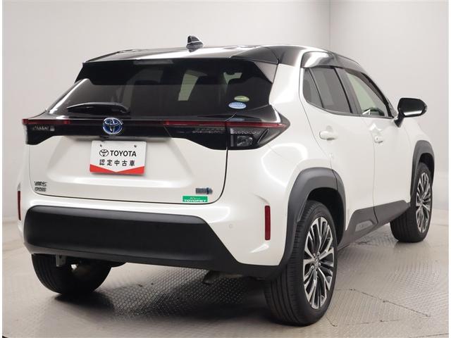 ヤリスクロス ハイブリッドZ インテリジェントキー アルミホイル LEDライト リアカメラ クルーズコントロール 整備記録簿 横滑り防止システム ナビTV メモリーナビゲーション 電動シ-ト パワステ オートエアコン キーフリー(3枚目)